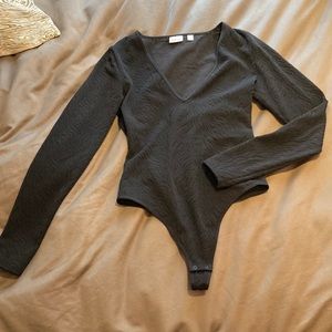Aritzia babaton body suit